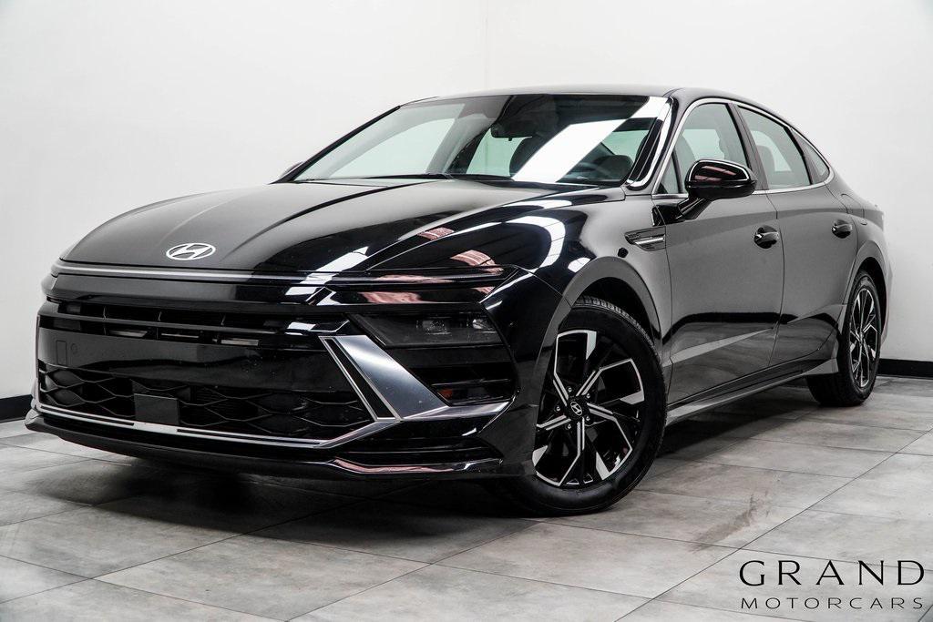 used 2025 Hyundai Sonata car, priced at $22,250
