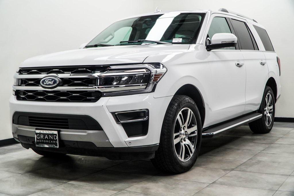used 2023 Ford Expedition car, priced at $37,500