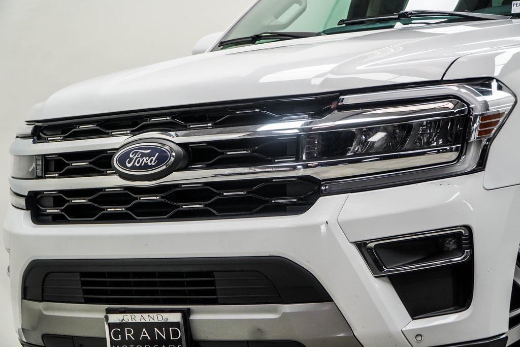 used 2023 Ford Expedition car, priced at $37,500