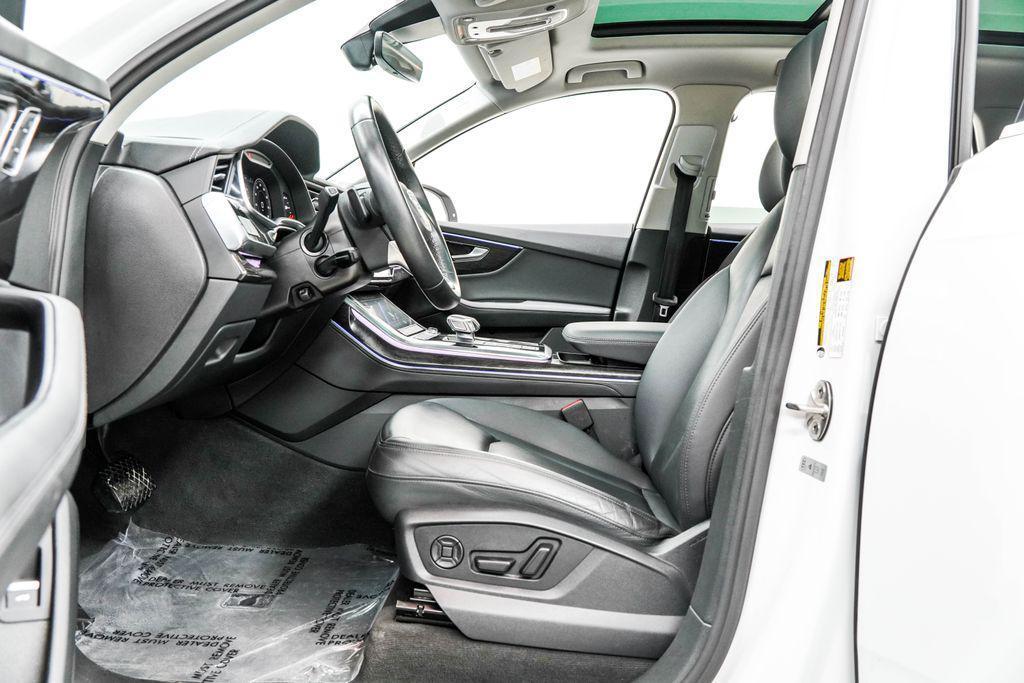 used 2024 Audi Q7 car, priced at $34,000