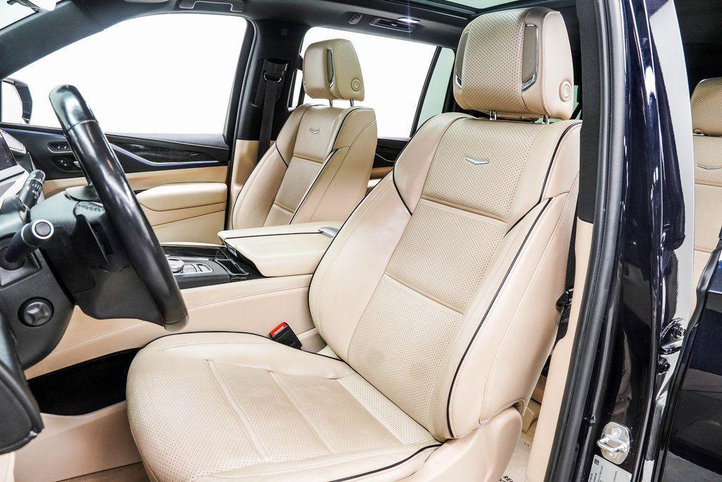 used 2023 Cadillac Escalade ESV car, priced at $57,800