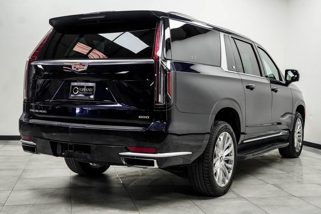 used 2023 Cadillac Escalade ESV car, priced at $58,500