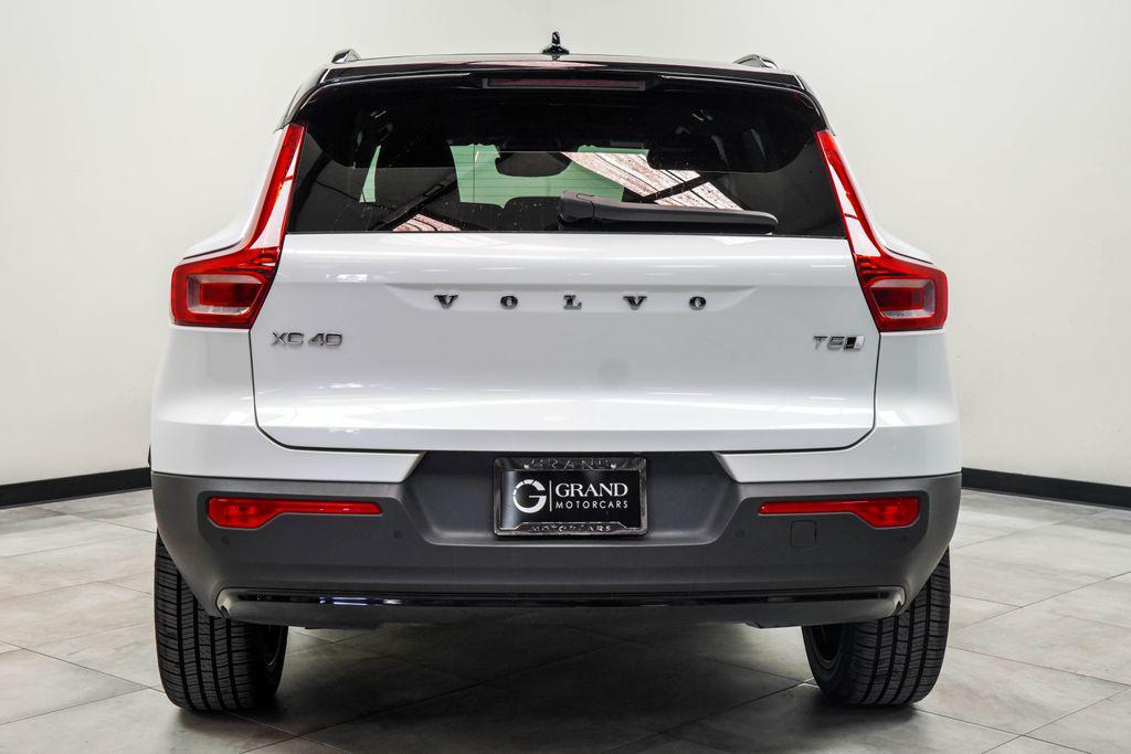 used 2021 Volvo XC40 car, priced at $26,743