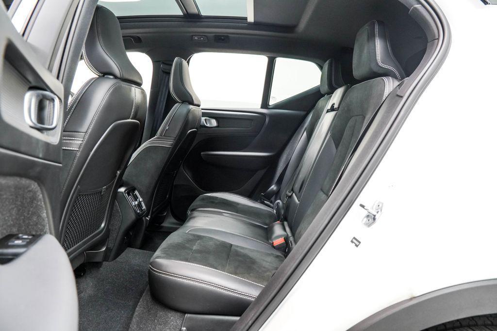 used 2021 Volvo XC40 car, priced at $26,743