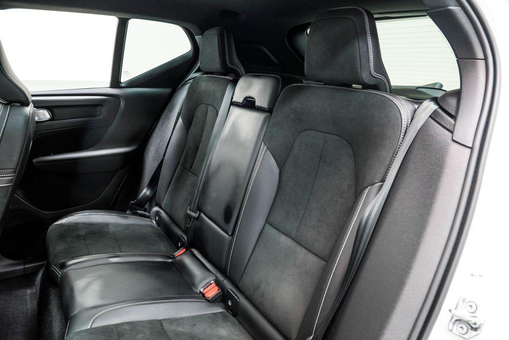 used 2021 Volvo XC40 car, priced at $26,743