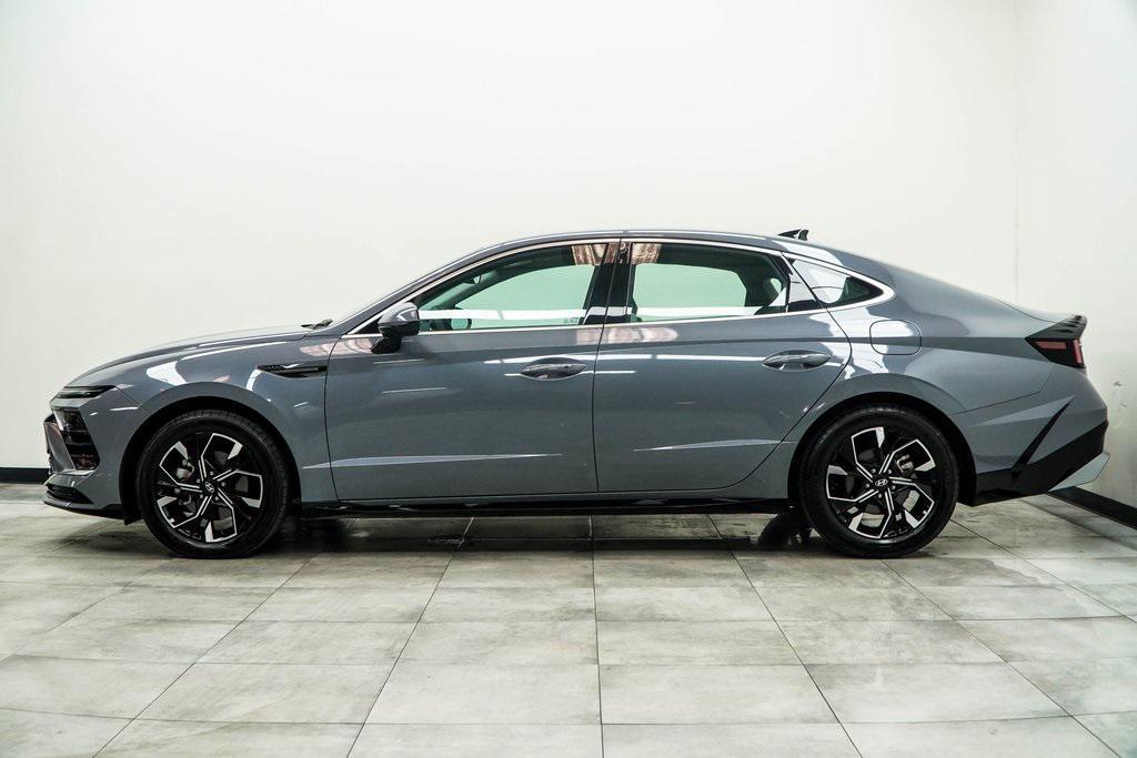 used 2025 Hyundai Sonata car, priced at $20,300