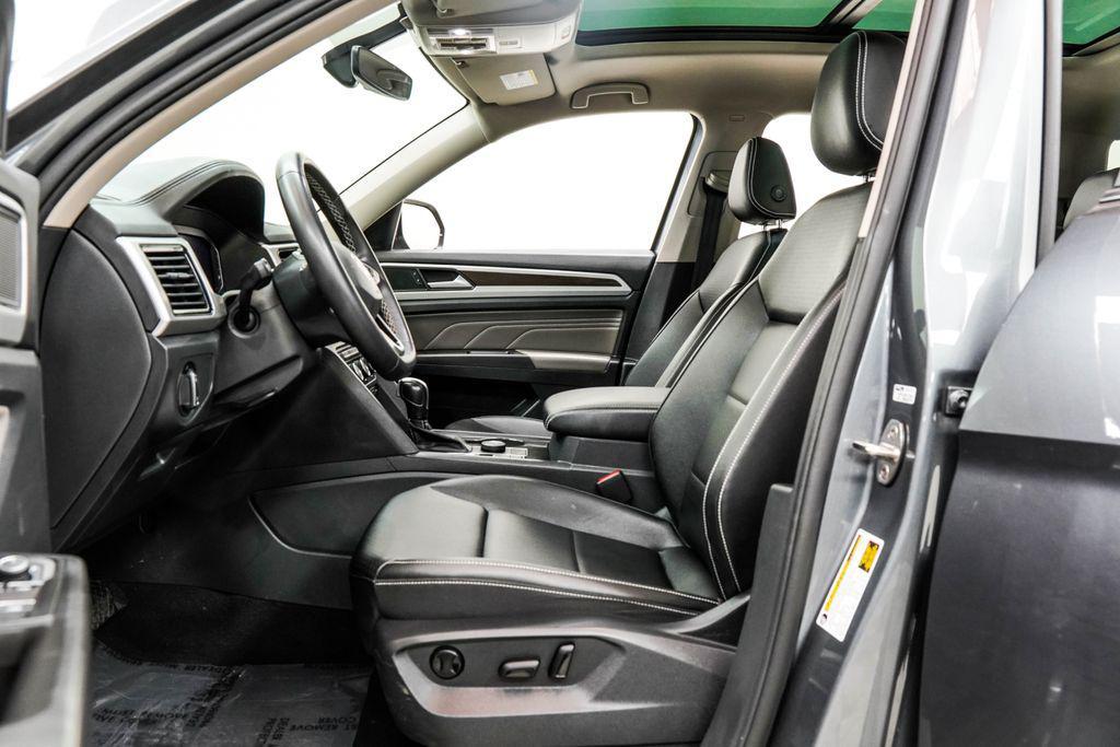 used 2023 Volkswagen Atlas car, priced at $30,800