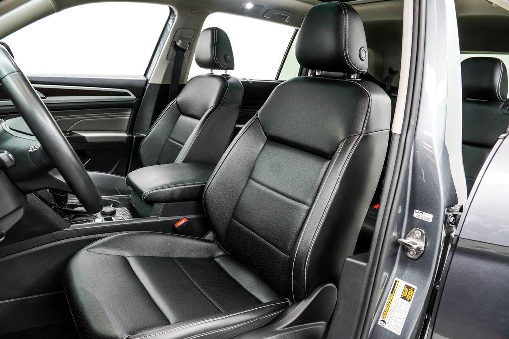 used 2023 Volkswagen Atlas car, priced at $30,800