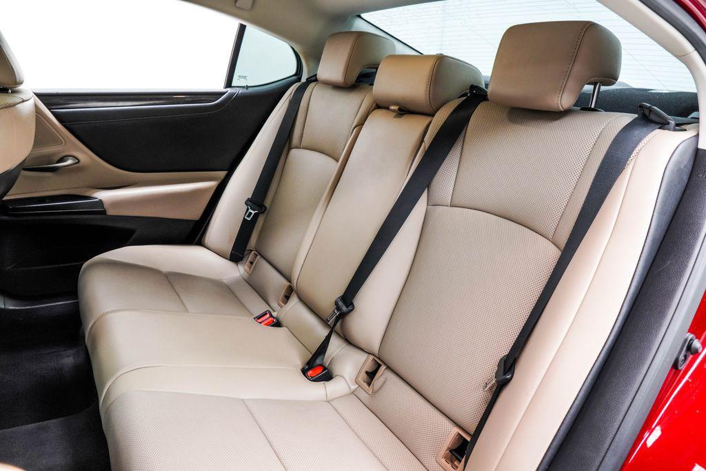 used 2021 Lexus ES 350 car, priced at $34,198