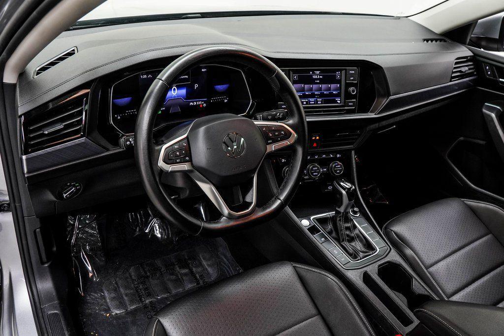 used 2024 Volkswagen Jetta car, priced at $17,400