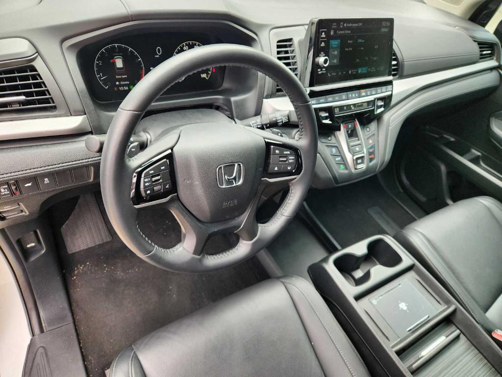 used 2025 Honda Odyssey car, priced at $38,342