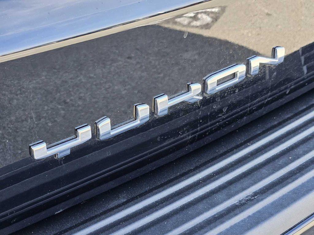 used 2022 GMC Yukon car, priced at $61,964