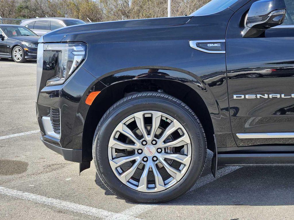 used 2022 GMC Yukon car, priced at $61,964