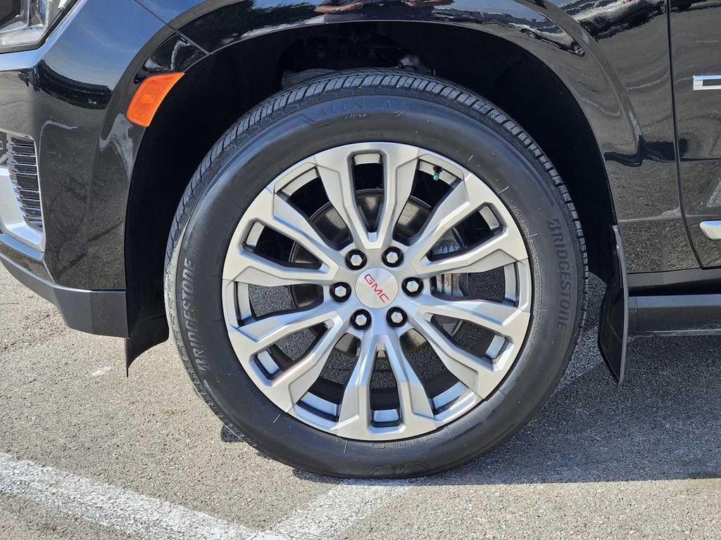 used 2022 GMC Yukon car, priced at $61,964