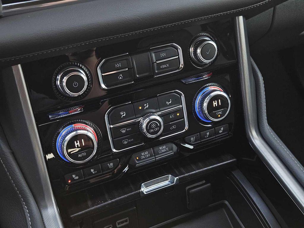 used 2022 GMC Yukon car, priced at $61,964