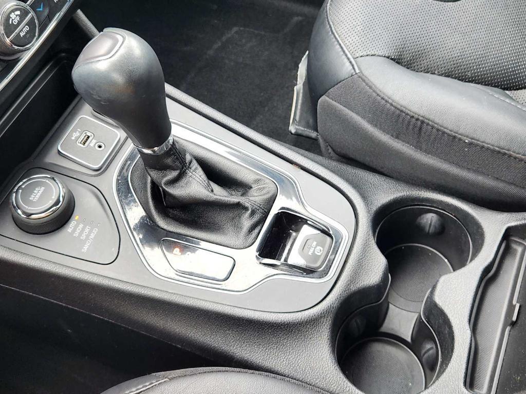 used 2020 Jeep Cherokee car, priced at $23,302