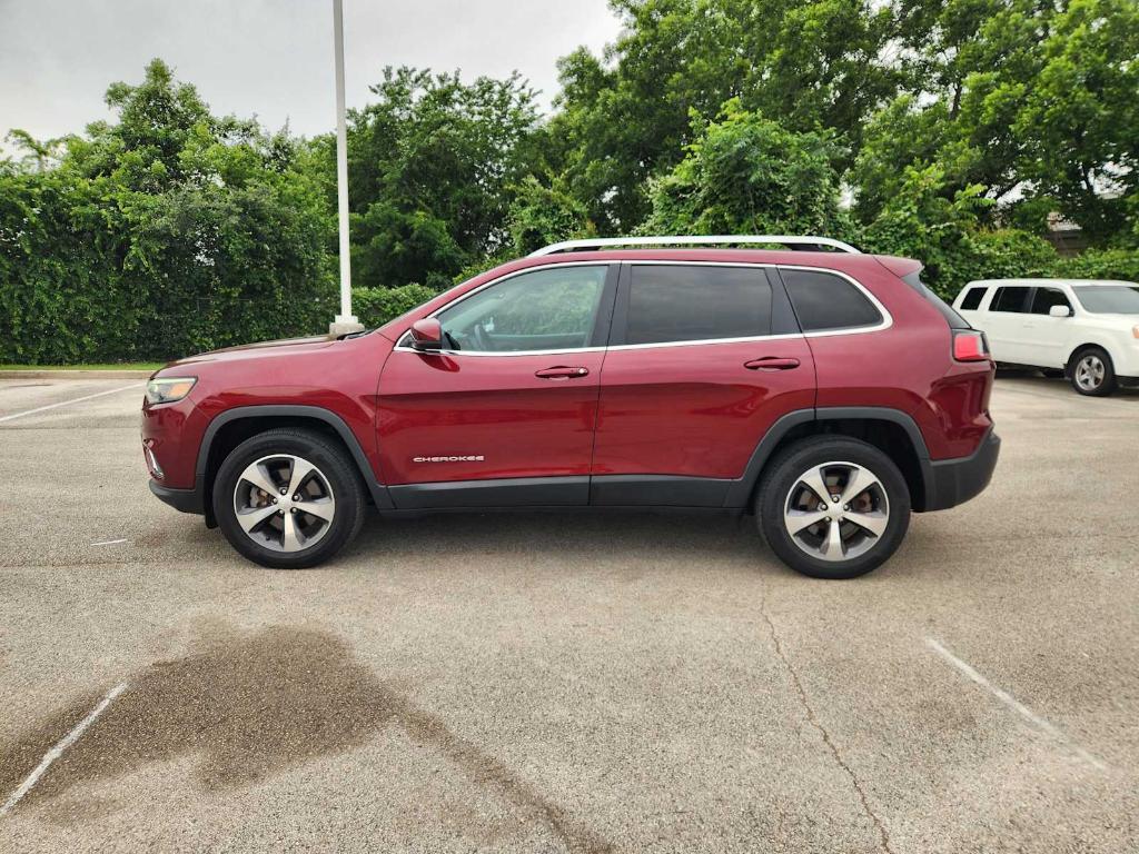 used 2020 Jeep Cherokee car, priced at $23,302