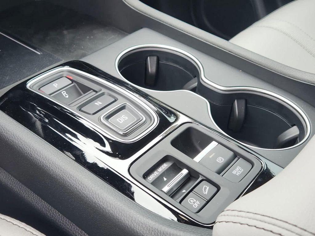 new 2025 Honda Pilot car, priced at $48,995