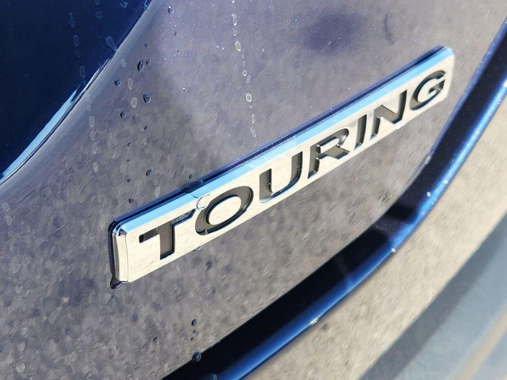 new 2025 Honda Pilot car, priced at $48,995