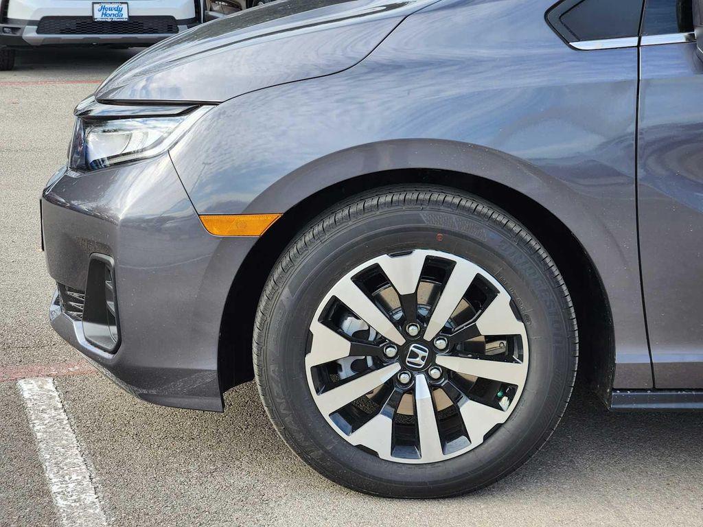 new 2026 Honda Odyssey car, priced at $45,250
