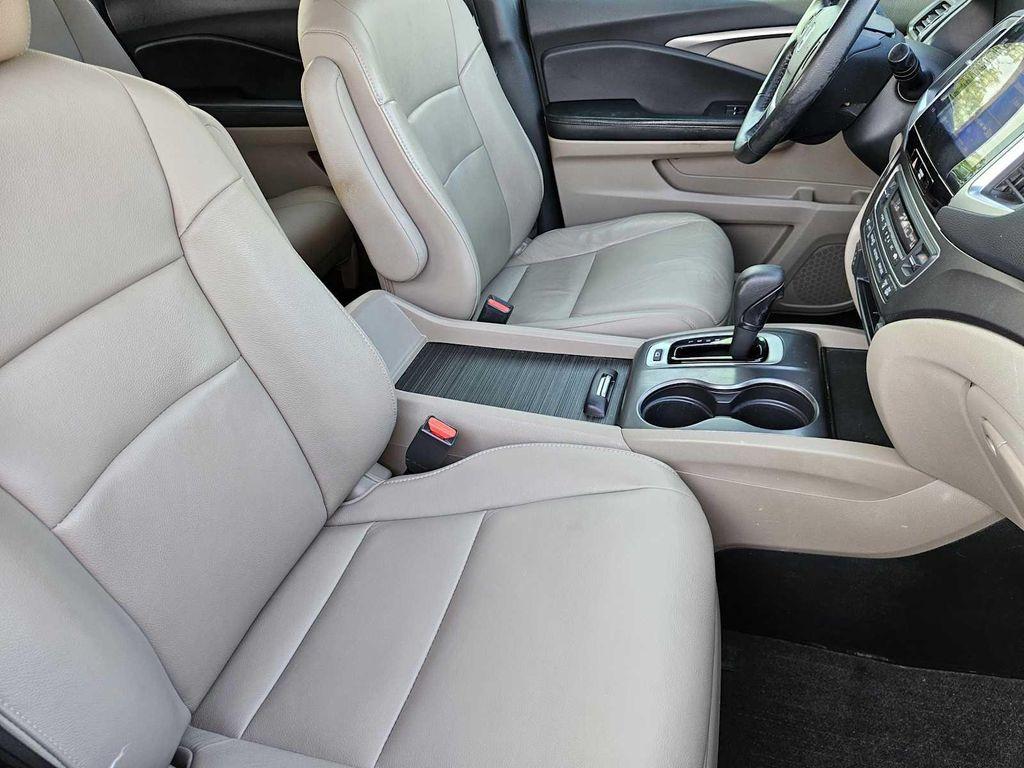 used 2016 Honda Pilot car, priced at $15,520