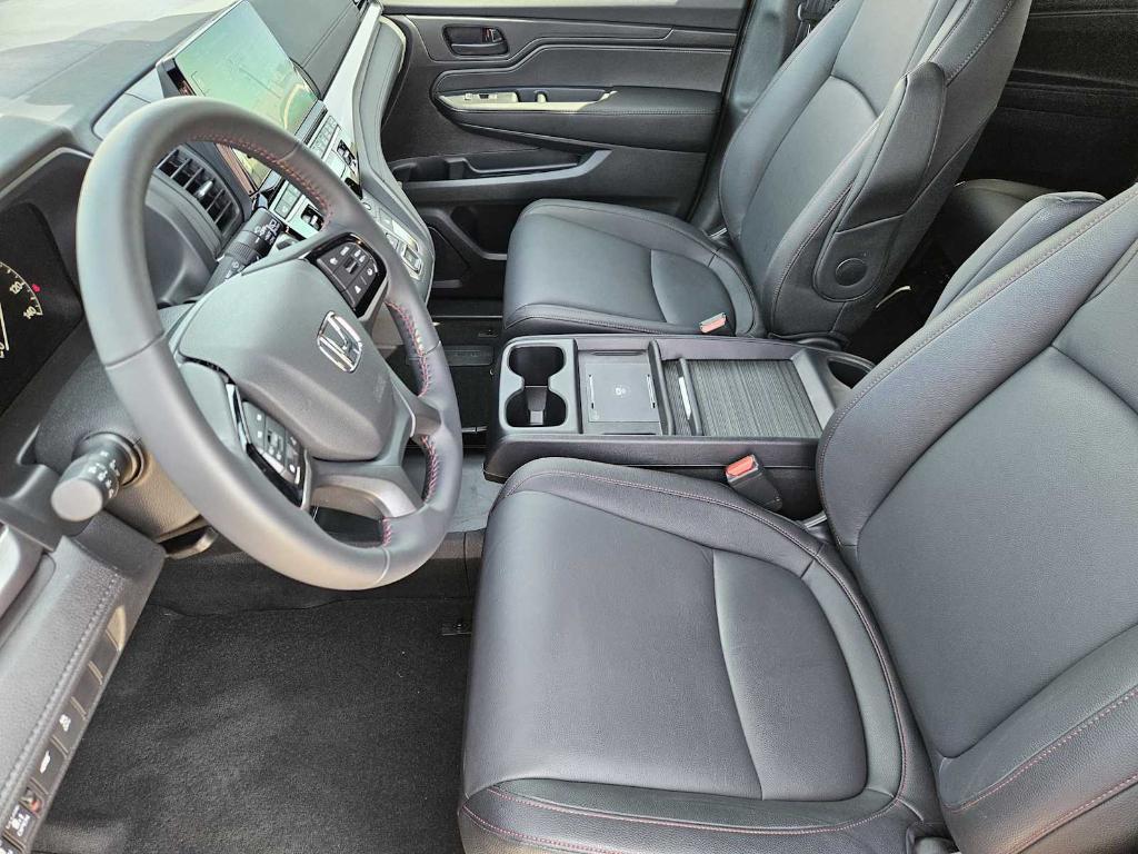 used 2026 Honda Odyssey car, priced at $39,239