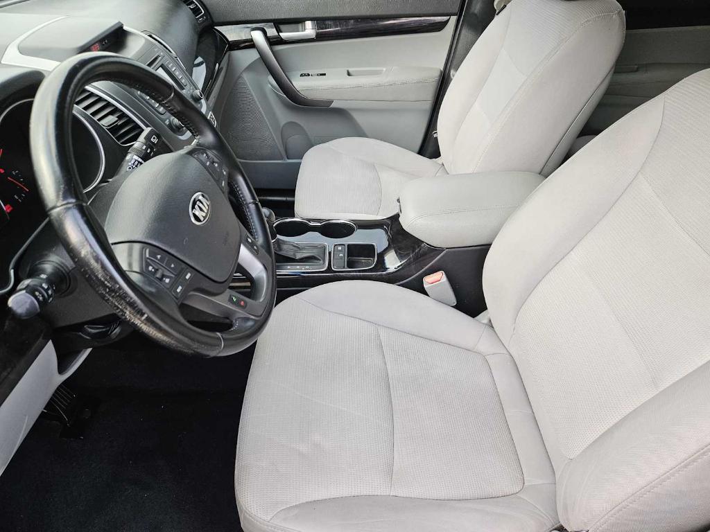 used 2015 Kia Sorento car, priced at $7,681