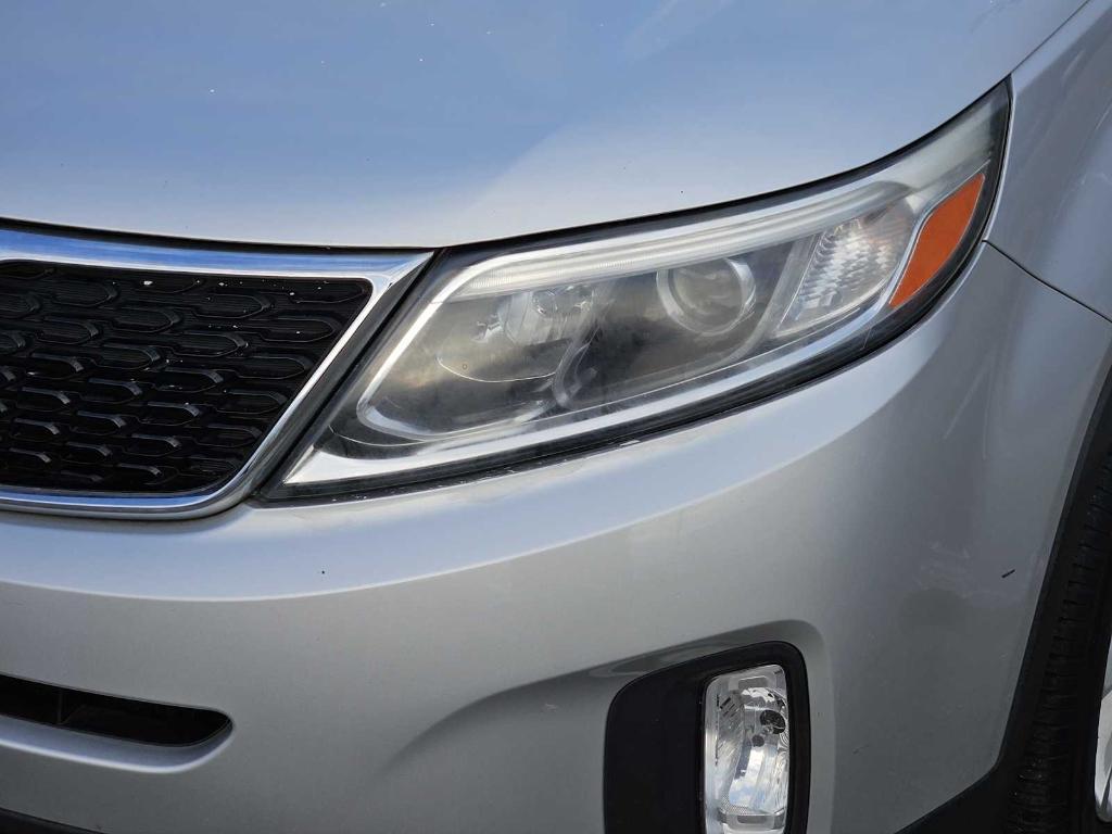 used 2015 Kia Sorento car, priced at $7,681