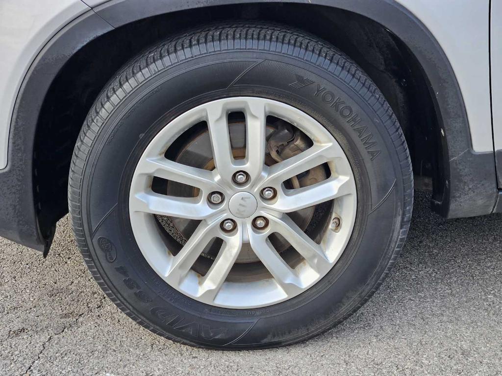 used 2015 Kia Sorento car, priced at $7,681