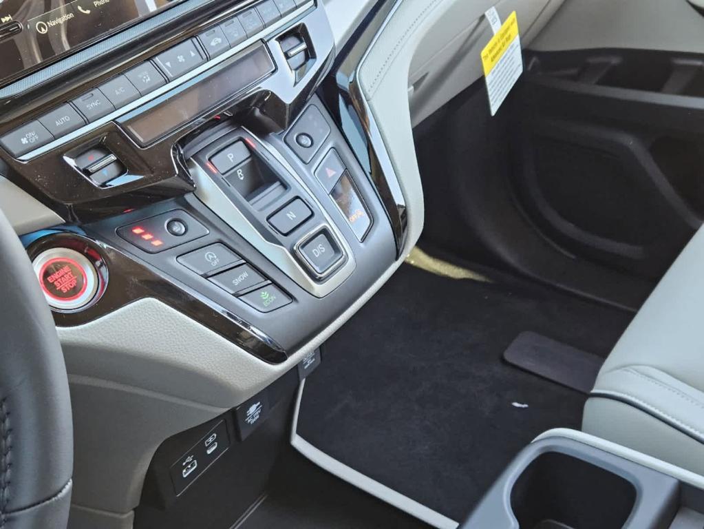 new 2027 Honda Odyssey car, priced at $50,014