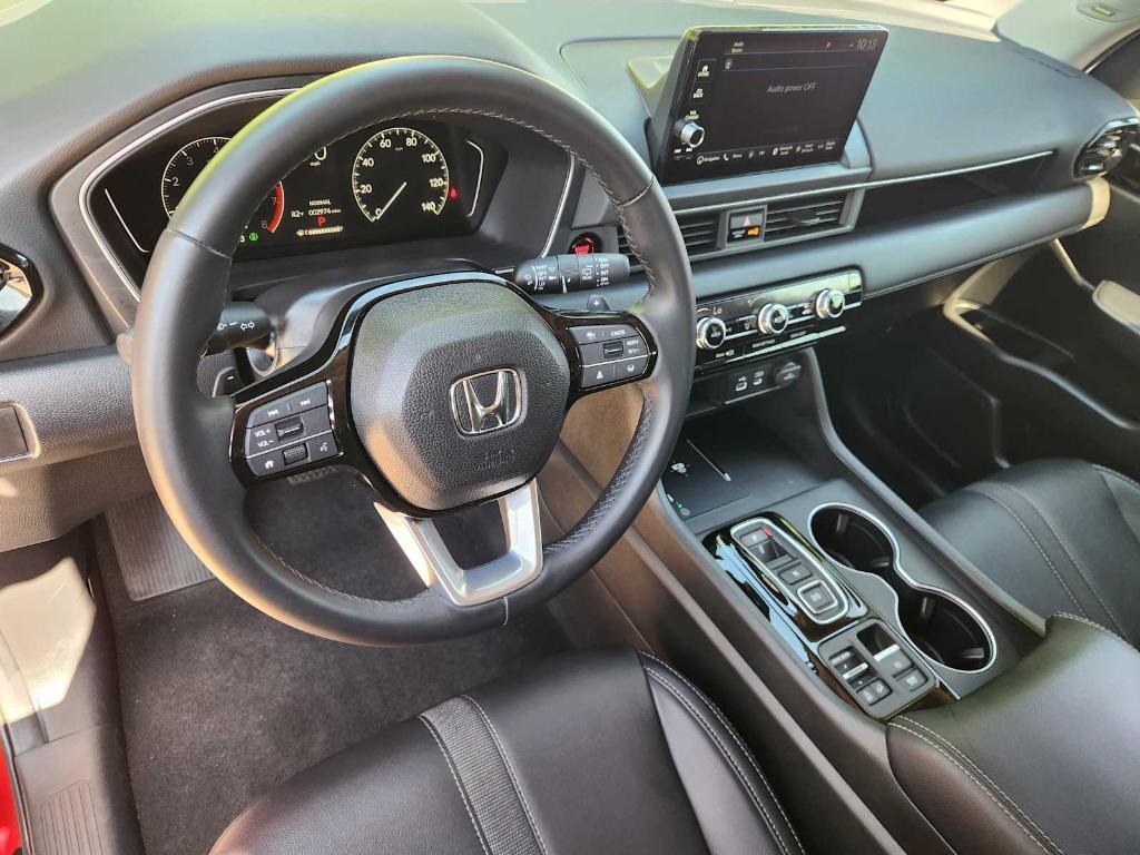 used 2025 Honda Pilot car, priced at $45,862
