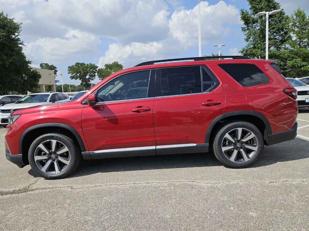 new 2025 Honda Pilot car, priced at $51,125