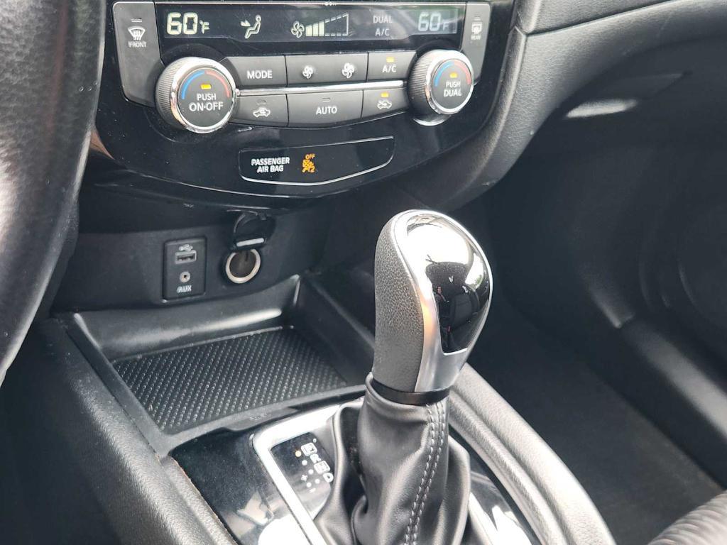 used 2017 Nissan Rogue car, priced at $12,662