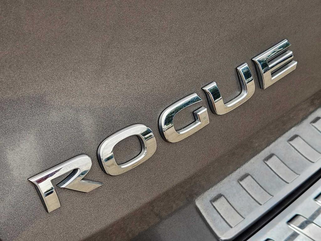 used 2017 Nissan Rogue car, priced at $12,662