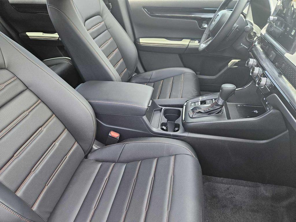 new 2026 Honda CR-V Hybrid car, priced at $44,000