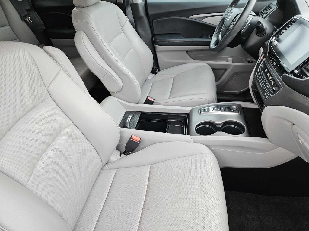 used 2023 Honda Ridgeline car, priced at $28,131