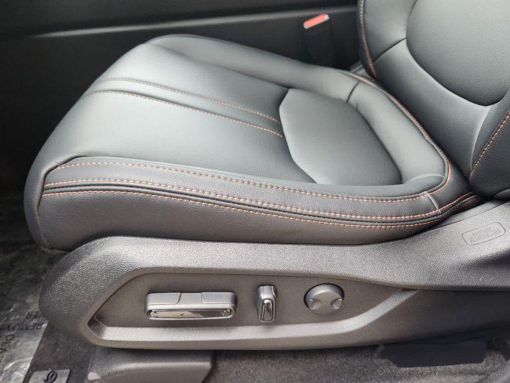 new 2025 Honda Pilot car, priced at $51,350