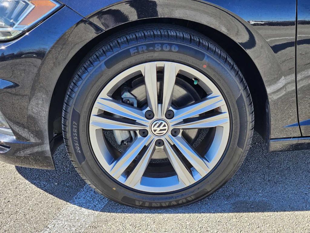 used 2021 Volkswagen Jetta car, priced at $15,821