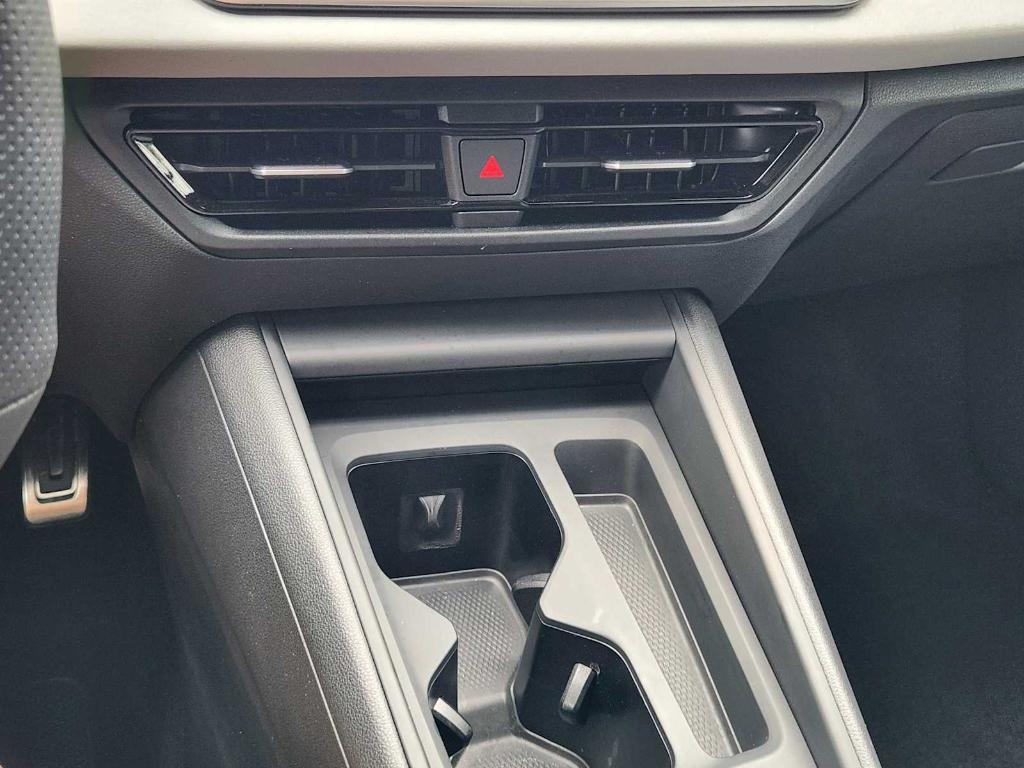 used 2025 Volkswagen Tiguan car, priced at $33,552