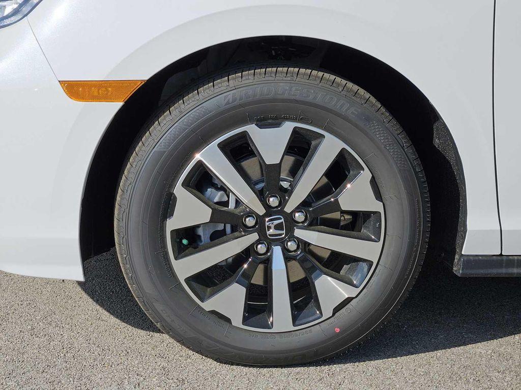new 2026 Honda Odyssey car, priced at $44,745
