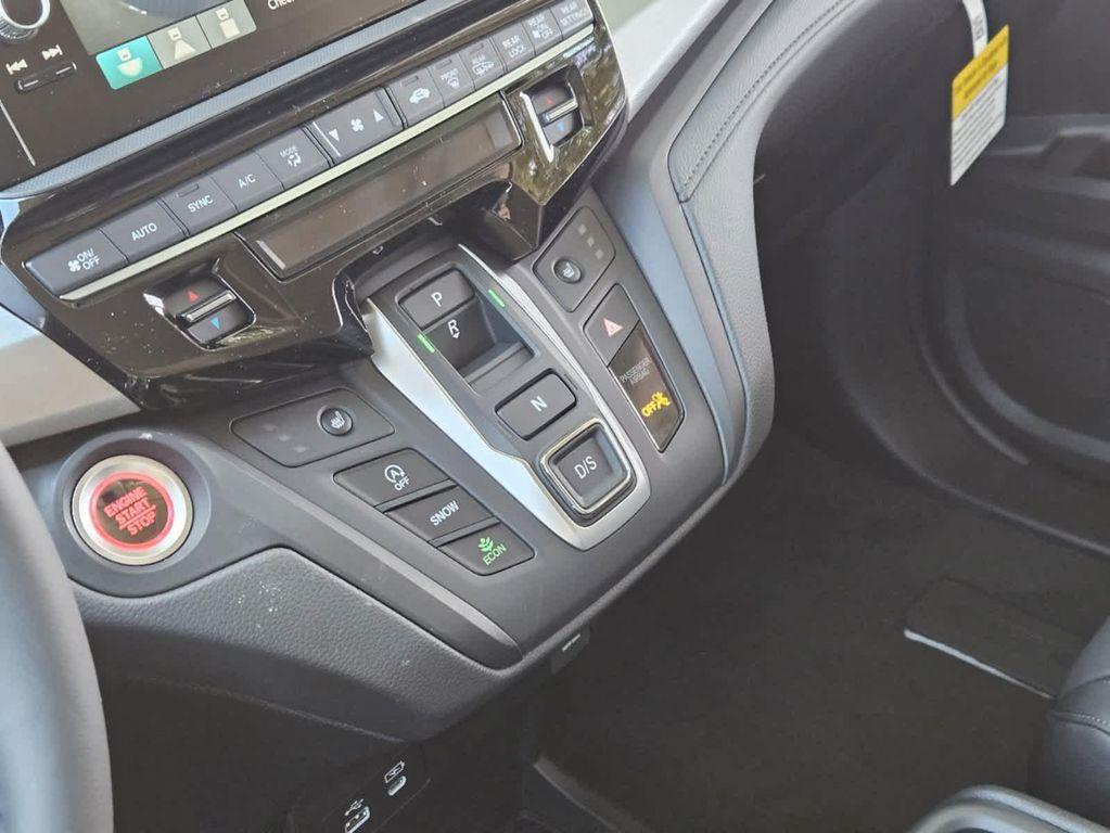 new 2026 Honda Odyssey car, priced at $44,745