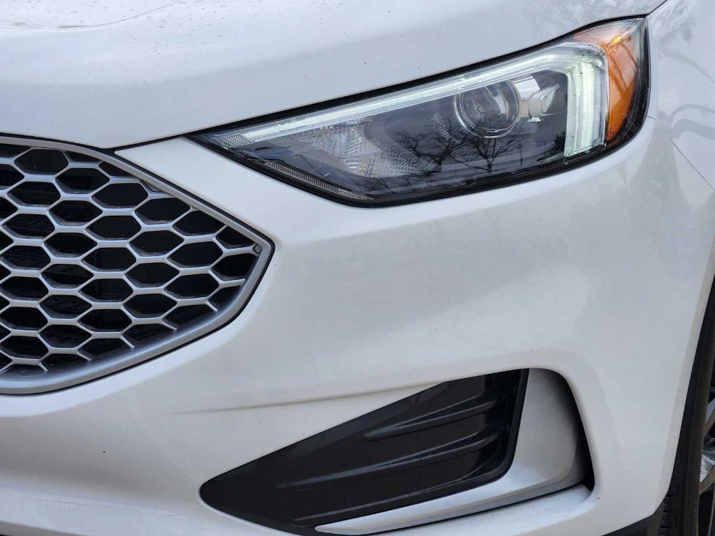 used 2024 Ford Edge car, priced at $20,297