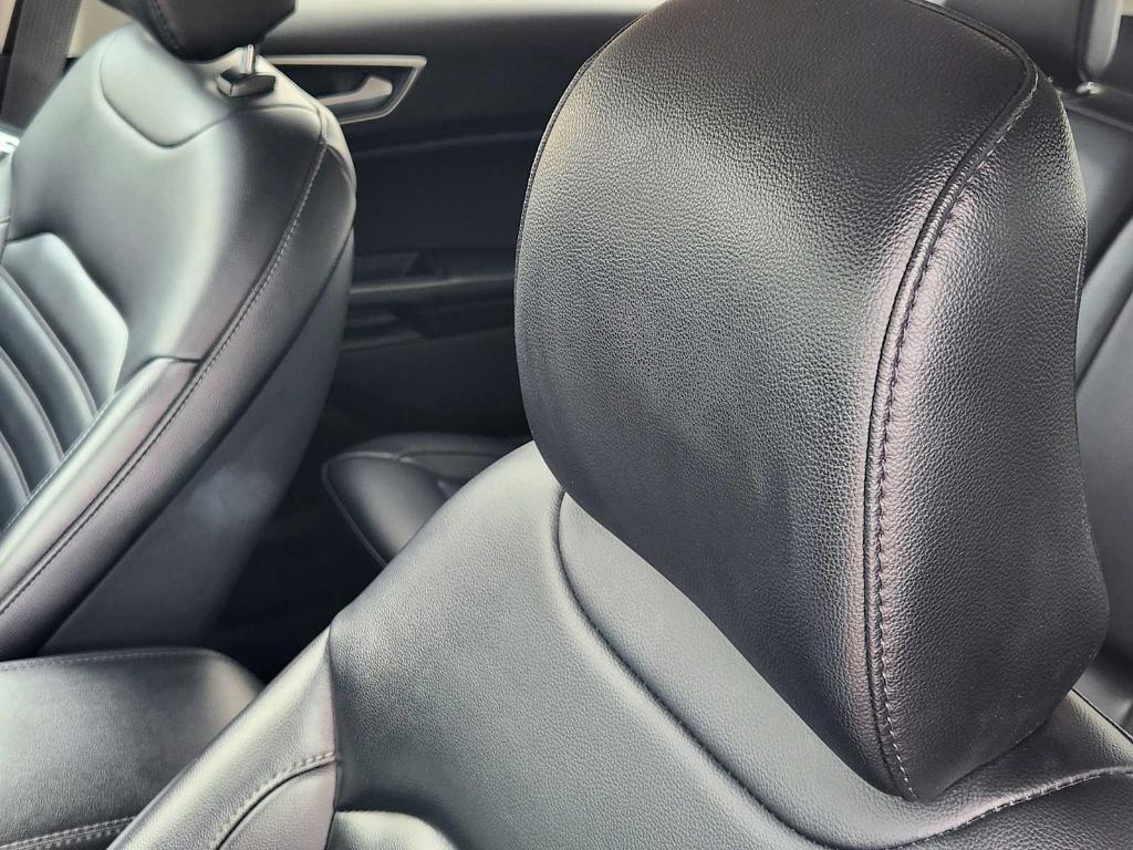 used 2024 Ford Edge car, priced at $20,297