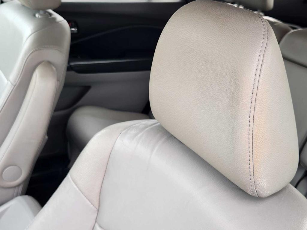 used 2016 Honda Pilot car, priced at $9,999