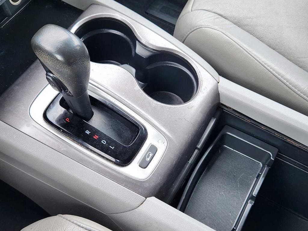 used 2016 Honda Pilot car, priced at $9,999