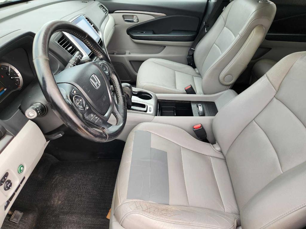 used 2016 Honda Pilot car, priced at $9,999