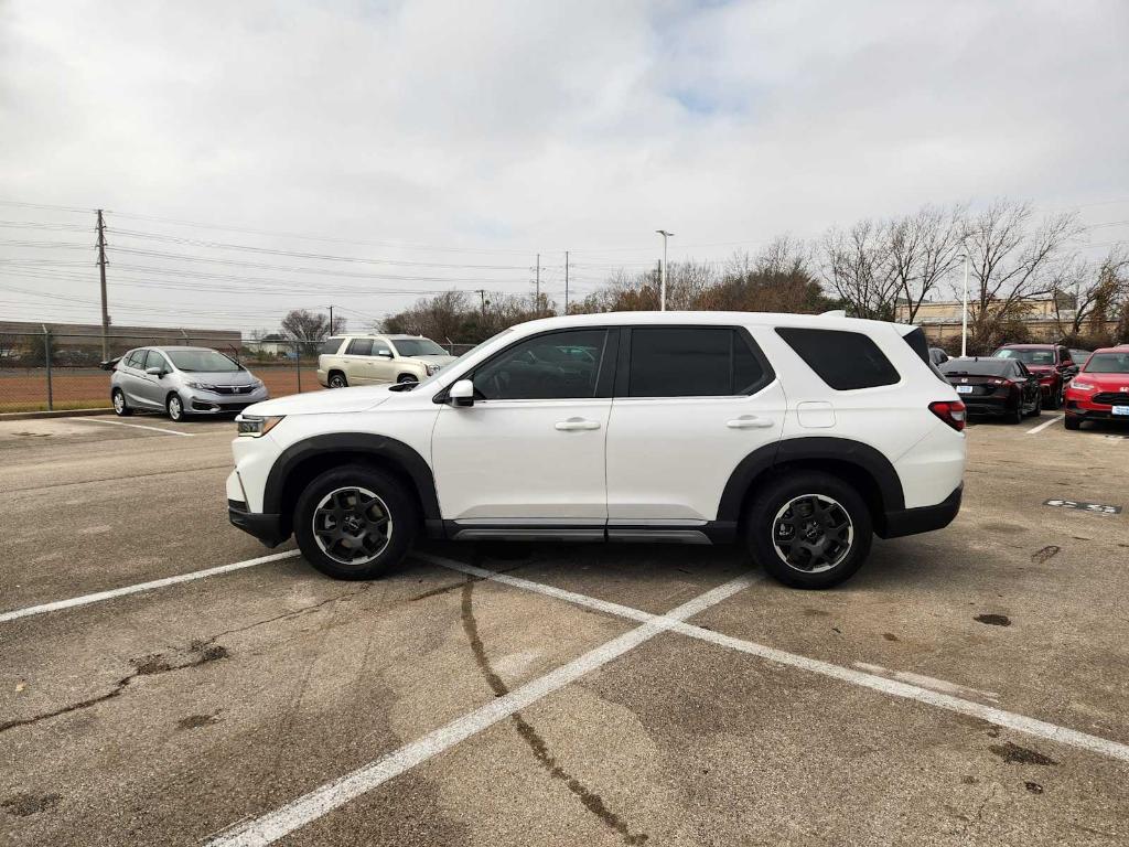 used 2023 Honda Pilot car, priced at $33,398