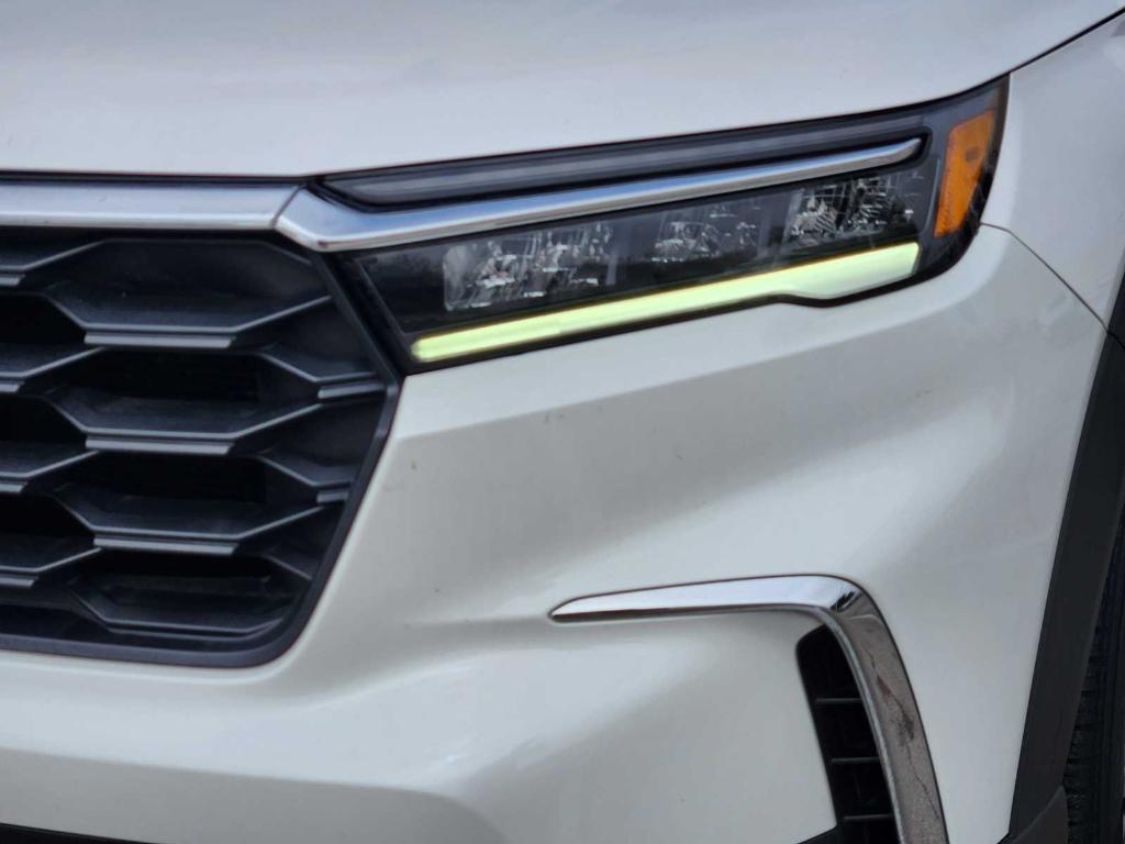 used 2023 Honda Pilot car, priced at $33,398