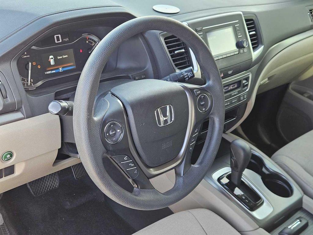 used 2016 Honda Pilot car, priced at $13,650