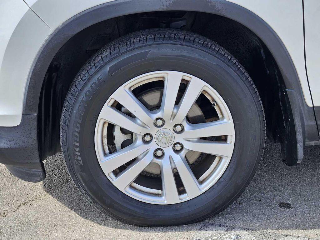 used 2016 Honda Pilot car, priced at $13,650